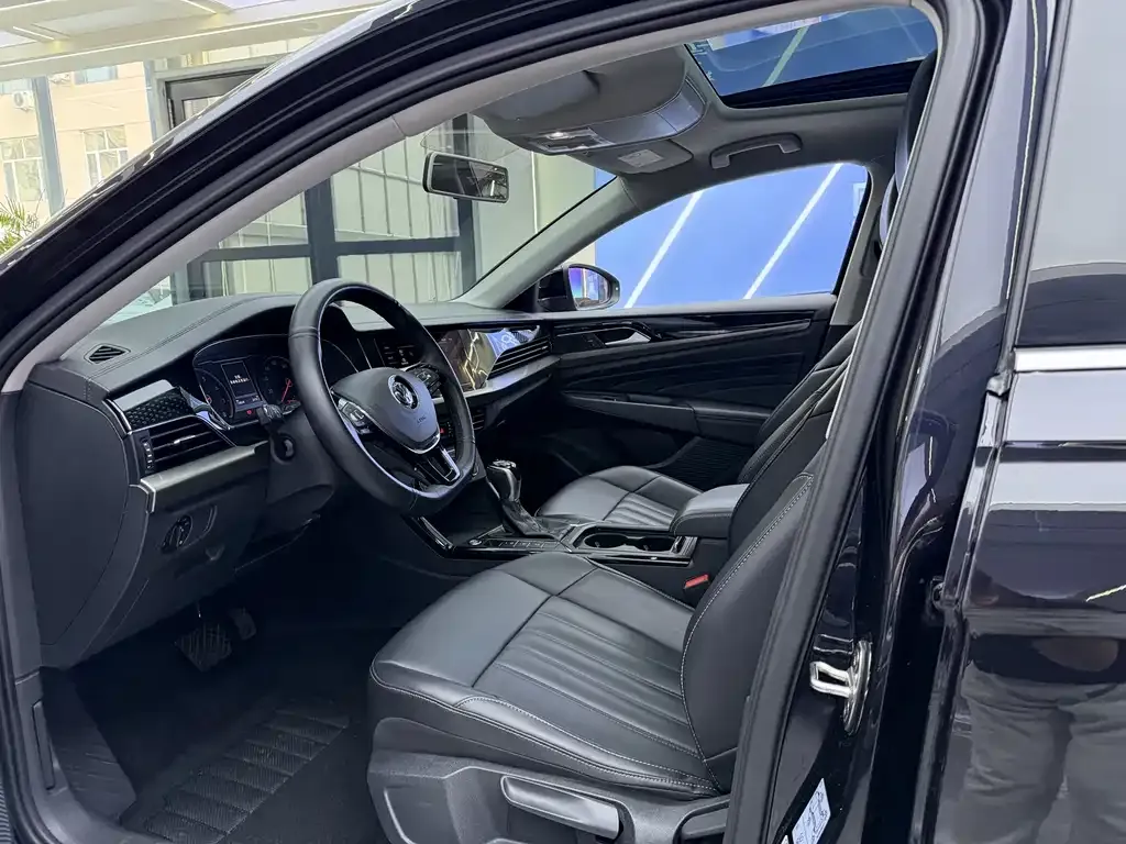 Volkswagen Passat — фото 4