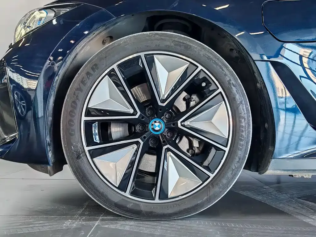 BMW i3 — фото 8