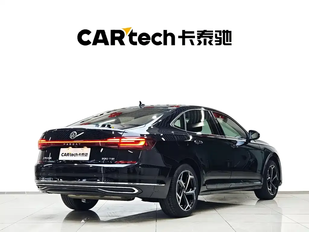 Volkswagen Passat — фото 7