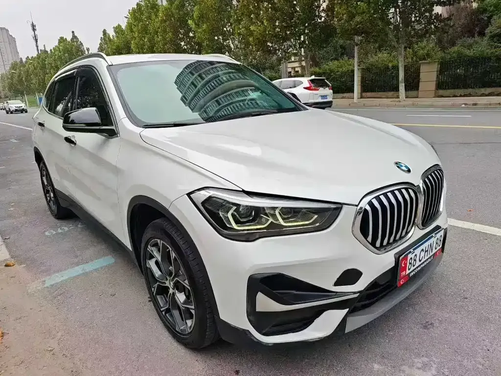 BMW X1 — фото 7