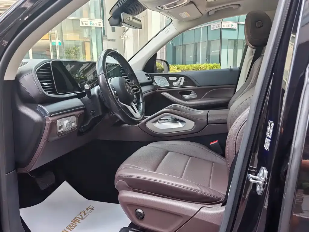 Mercedes-Benz GLS — фото 3