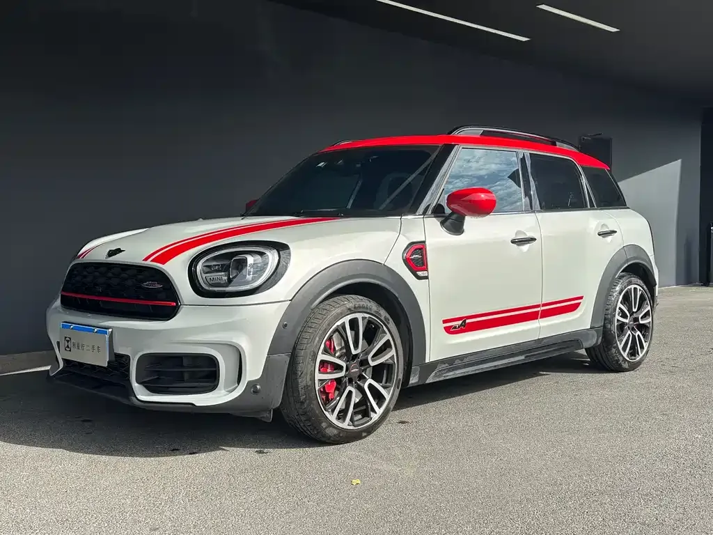 MINI Countryman JCW — фото 1