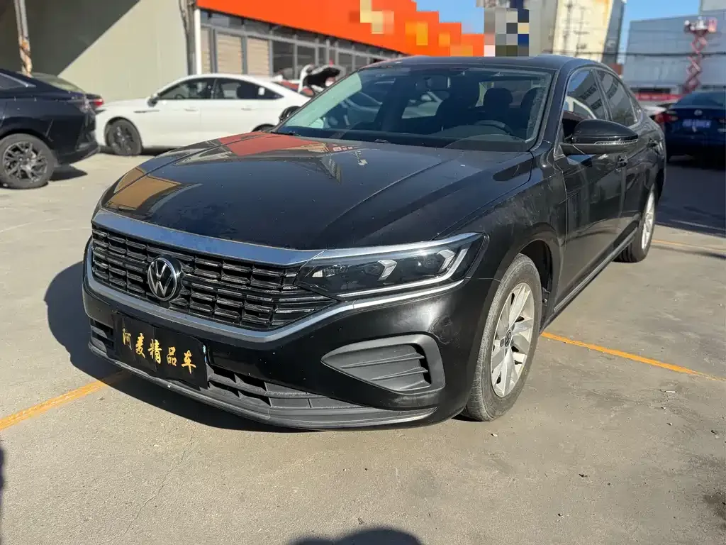 Volkswagen Passat — фото 1