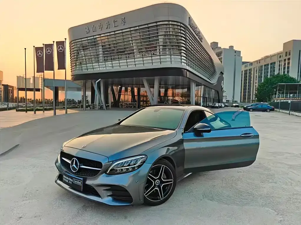 Mercedes-Benz C-Class (Import) — фото 1
