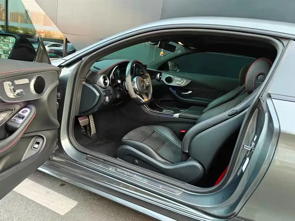 Mercedes-Benz C-Class (Import) — фото 4