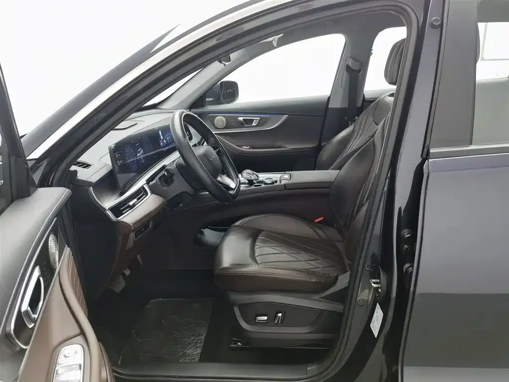 Chery Tiggo 8 PLUS — фото 9