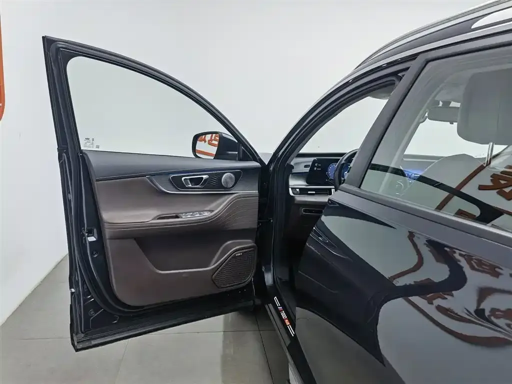 Chery Tiggo 8 PLUS — фото 4