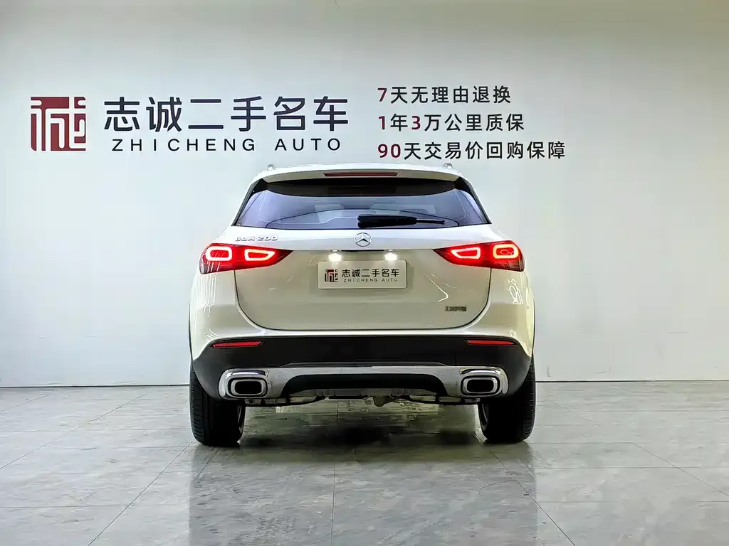 Mercedes-Benz GLA — фото 6