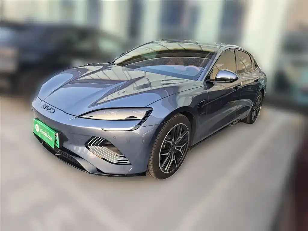 BYD Seal — фото 1