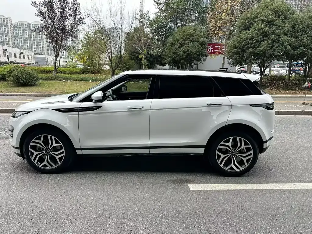 Land Rover Evoque — фото 4