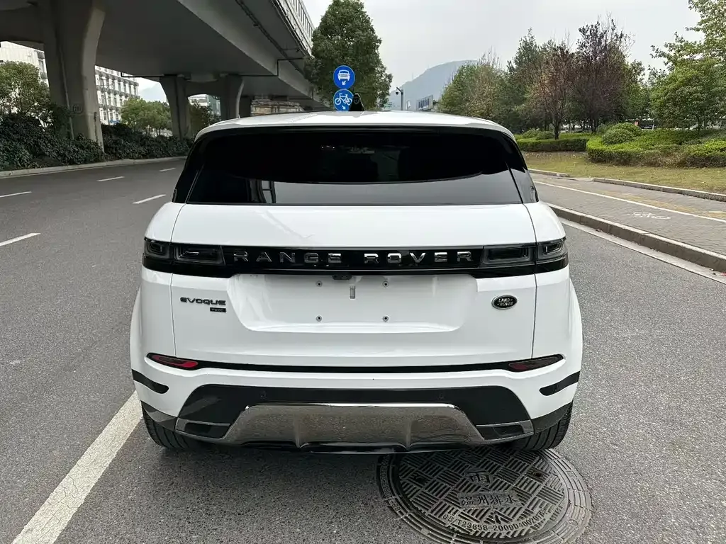 Land Rover Evoque — фото 8