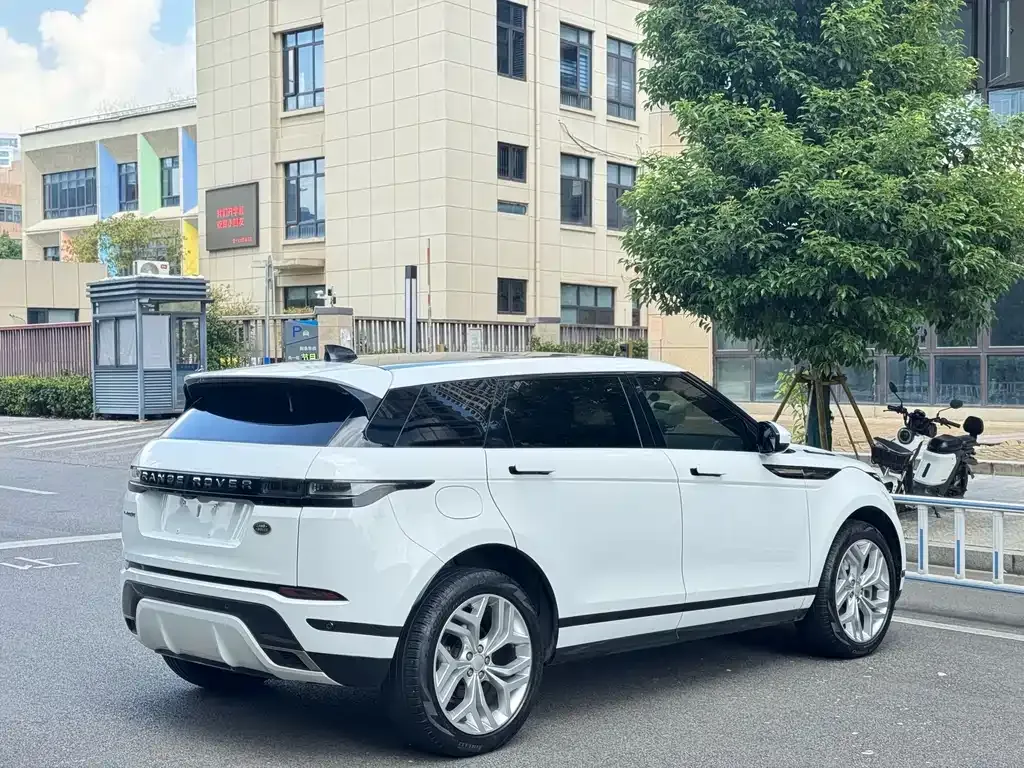Land Rover Evoque — фото 4