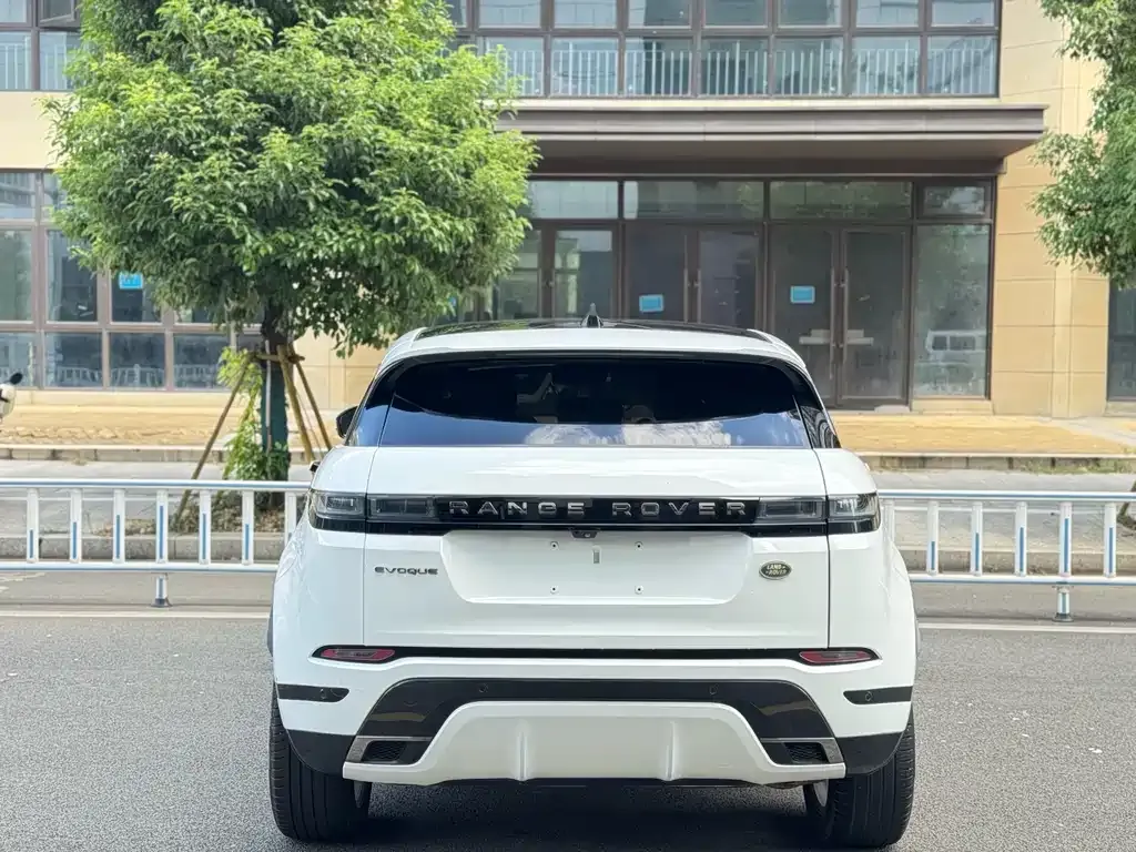 Land Rover Evoque — фото 5