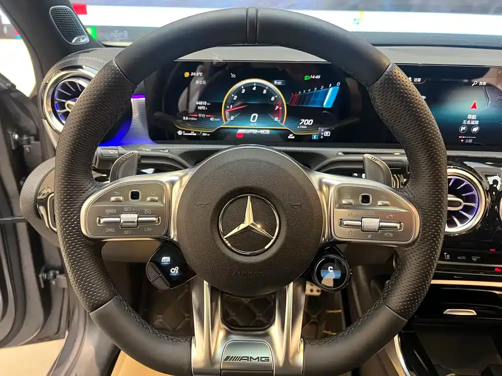 Mercedes-Benz A-Class AMG — фото 9