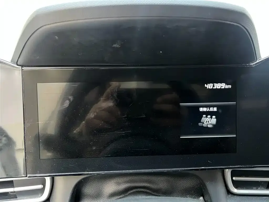 Hyundai Elantra — фото 3