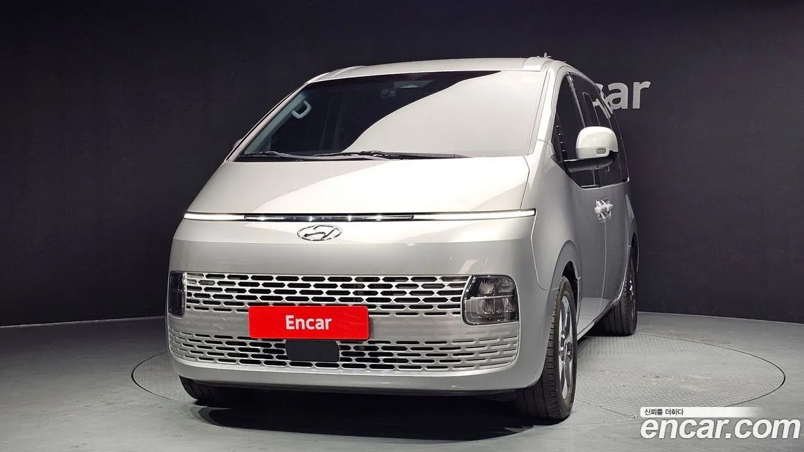 Hyundai Staria — фото 3