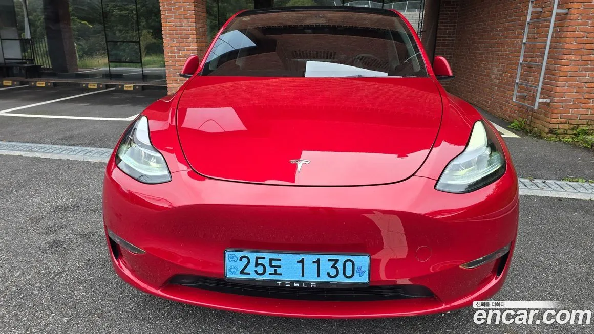 Tesla Model Y — фото 3