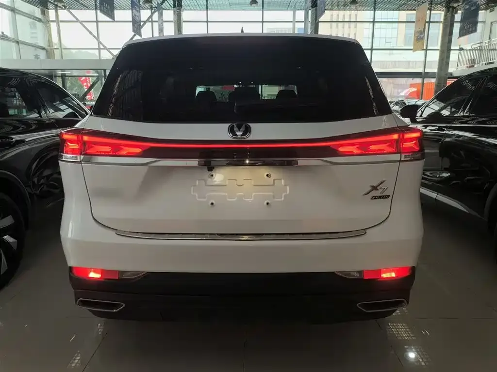 Changan X7 PLUS — фото 6