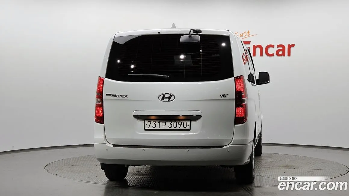 Hyundai Starex — фото 4