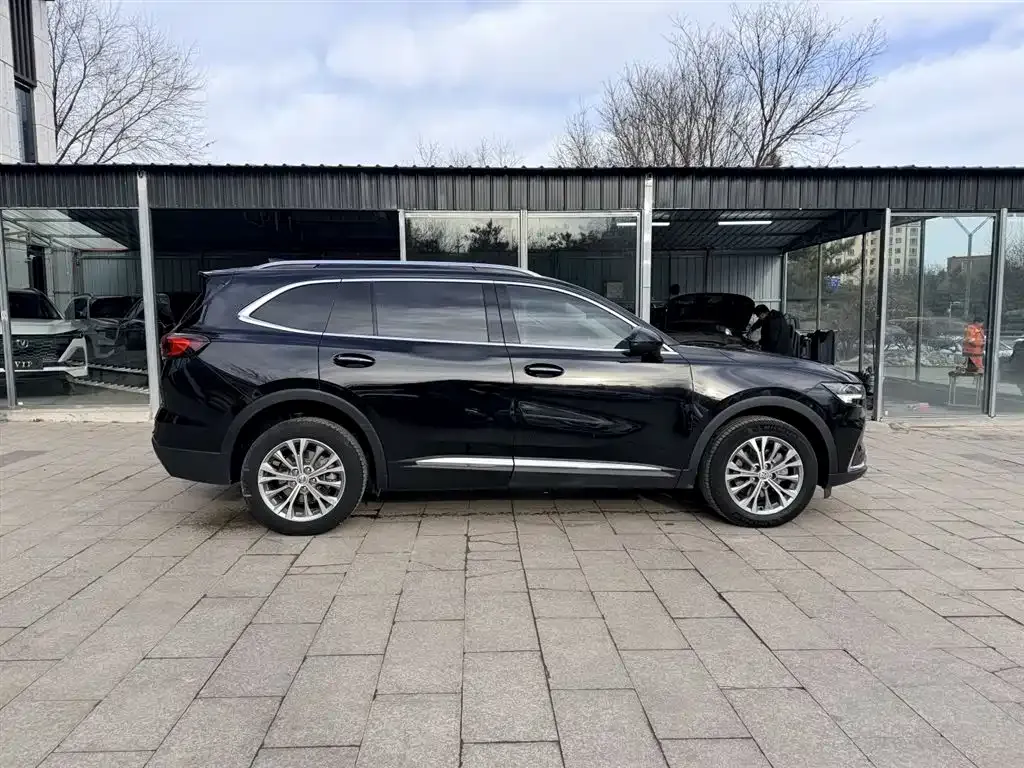 Buick Envision Plus — фото 2