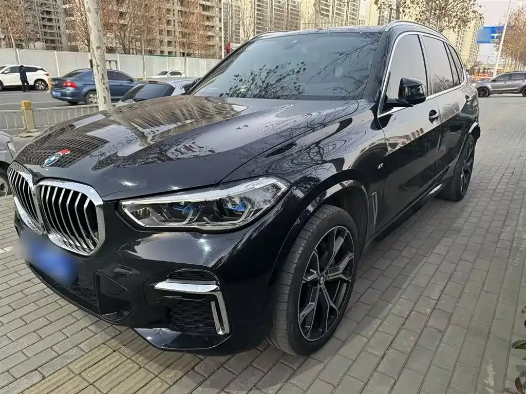 BMW X5 — фото 10