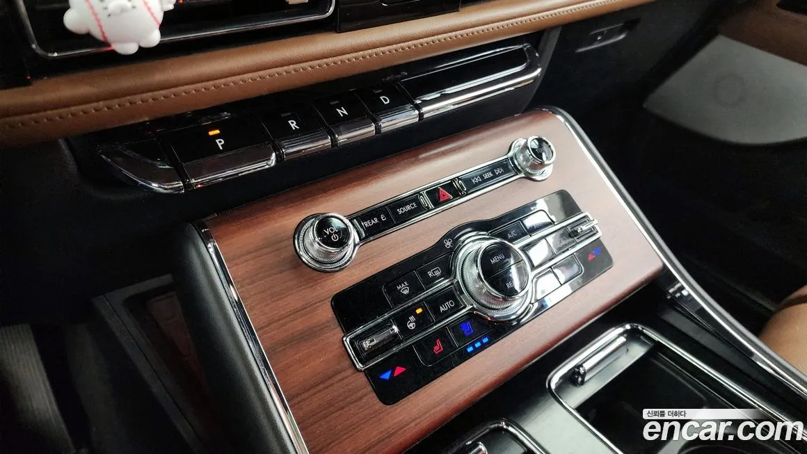 Lincoln Aviator — фото 9