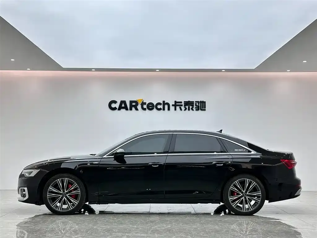 Audi A6L — фото 2