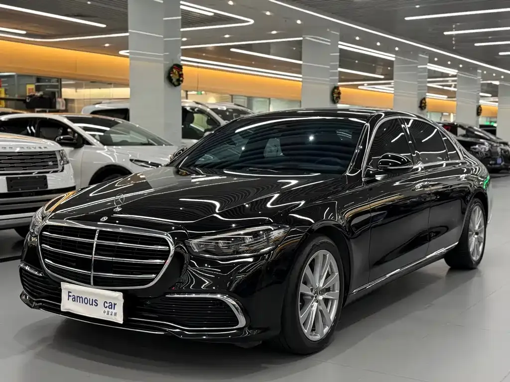 Mercedes-Benz S-Class — фото 1