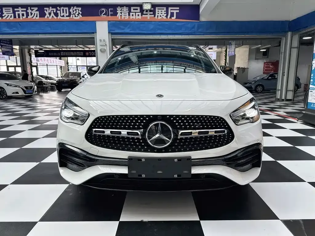 Mercedes-Benz GLA — фото 2