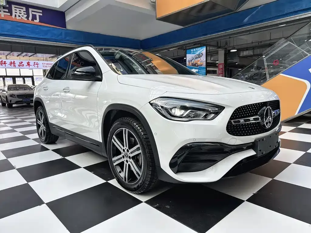 Mercedes-Benz GLA — фото 3