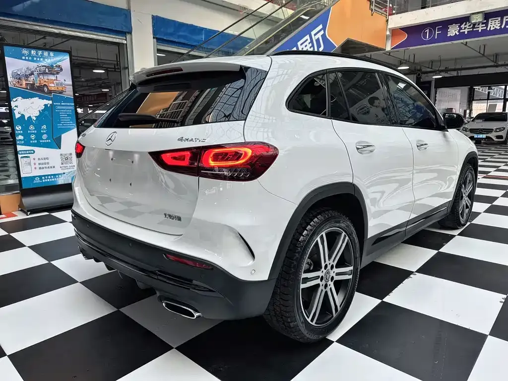 Mercedes-Benz GLA — фото 5
