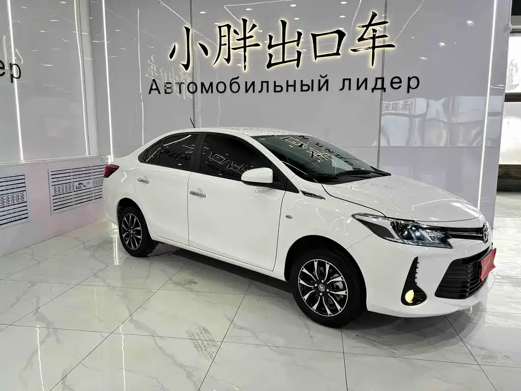 Toyota Vios — фото 5