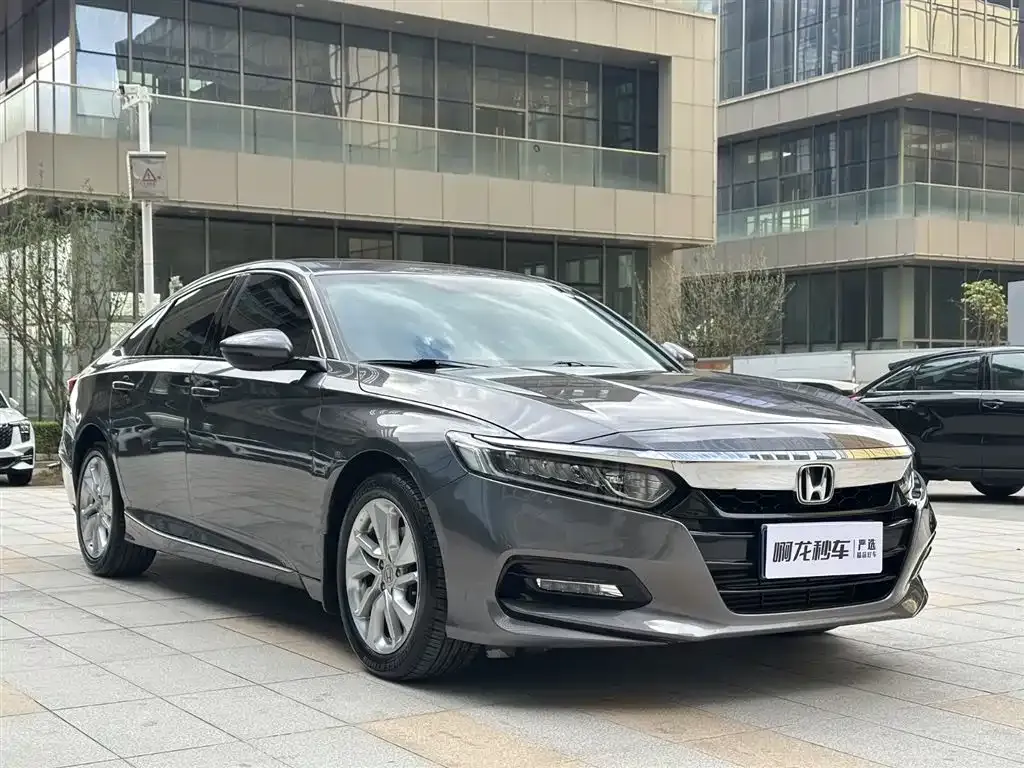 Honda Accord — фото 3
