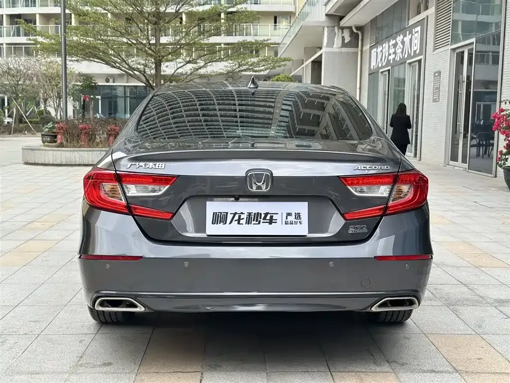 Honda Accord — фото 5