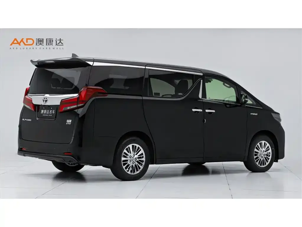 Toyota Alphard — фото 2