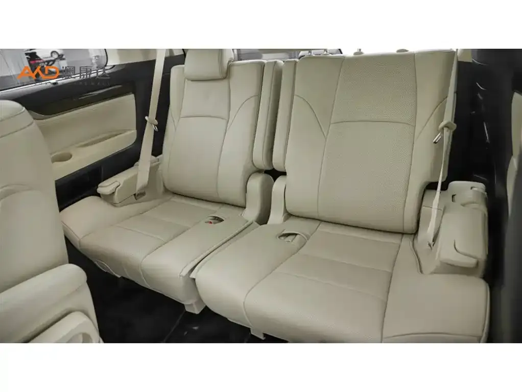 Toyota Alphard — фото 3