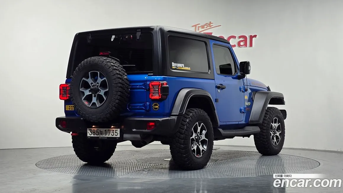Jeep Wrangler — фото 6