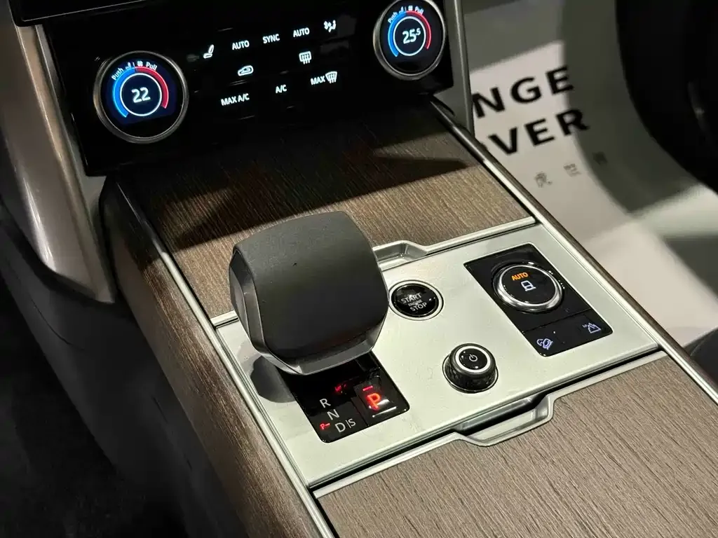 Land Rover Range Rover — фото 10
