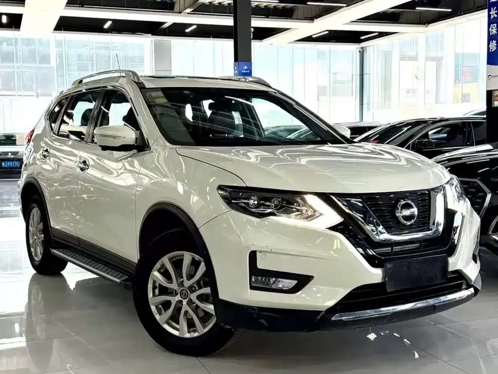 Nissan X-Trail — фото 4