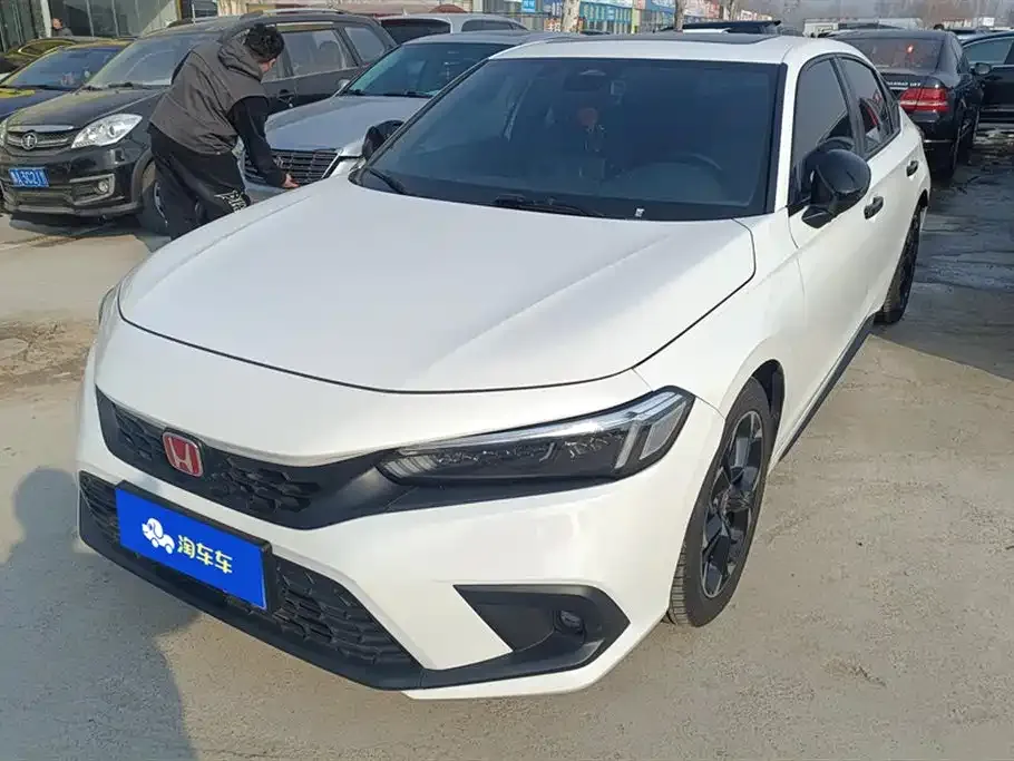 Honda Civic — фото 1