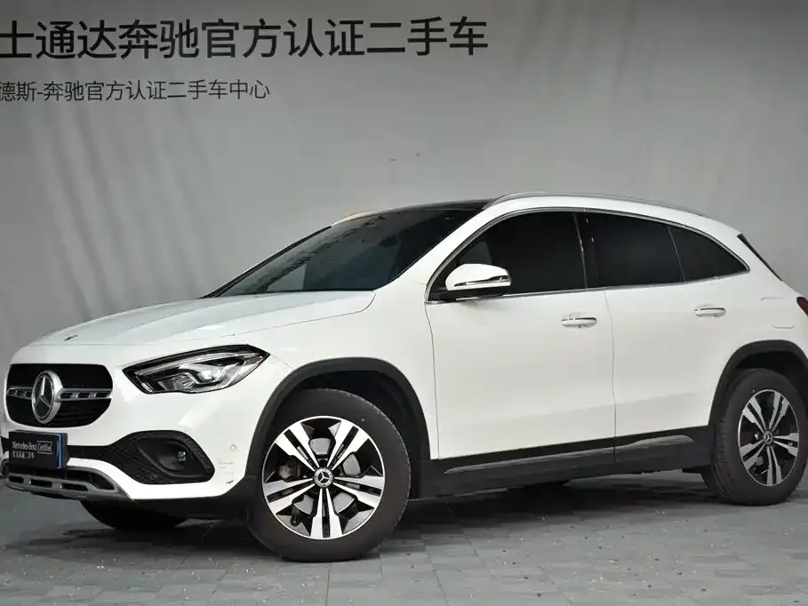 Mercedes-Benz GLA — фото 1