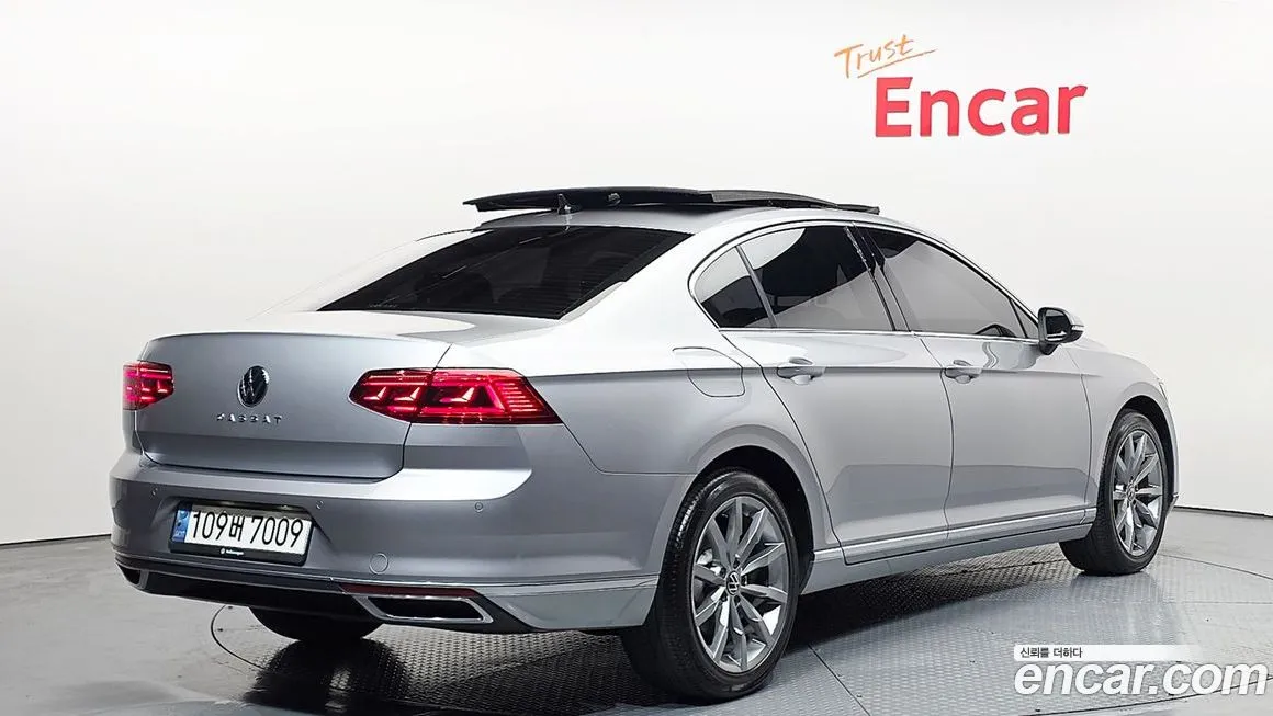 Volkswagen Passat — фото 2