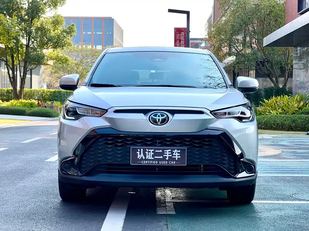 Toyota Frontlander — фото 2