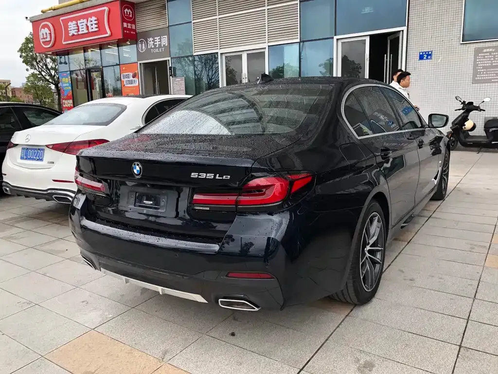 BMW 5 Series New Energy — фото 9
