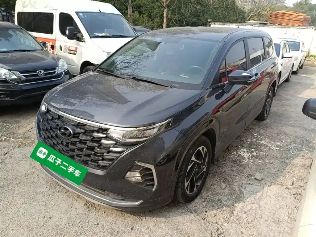 Hyundai Custo — фото 1