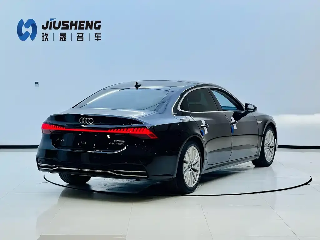 Audi A7L — фото 4