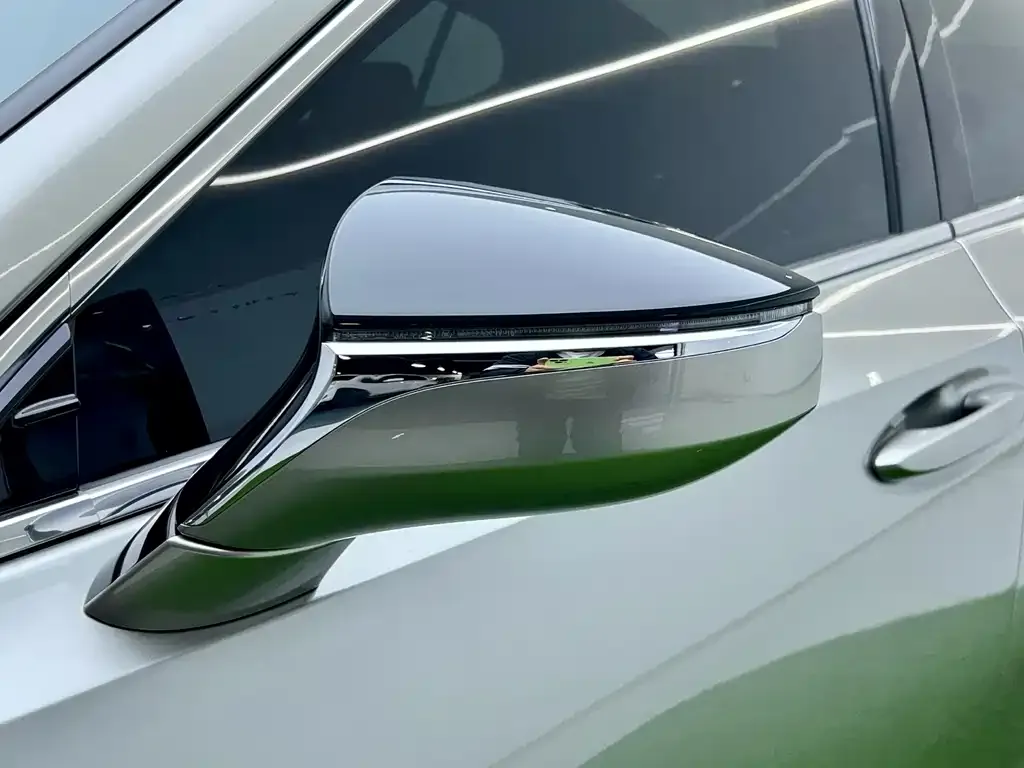 Lexus ES — фото 2