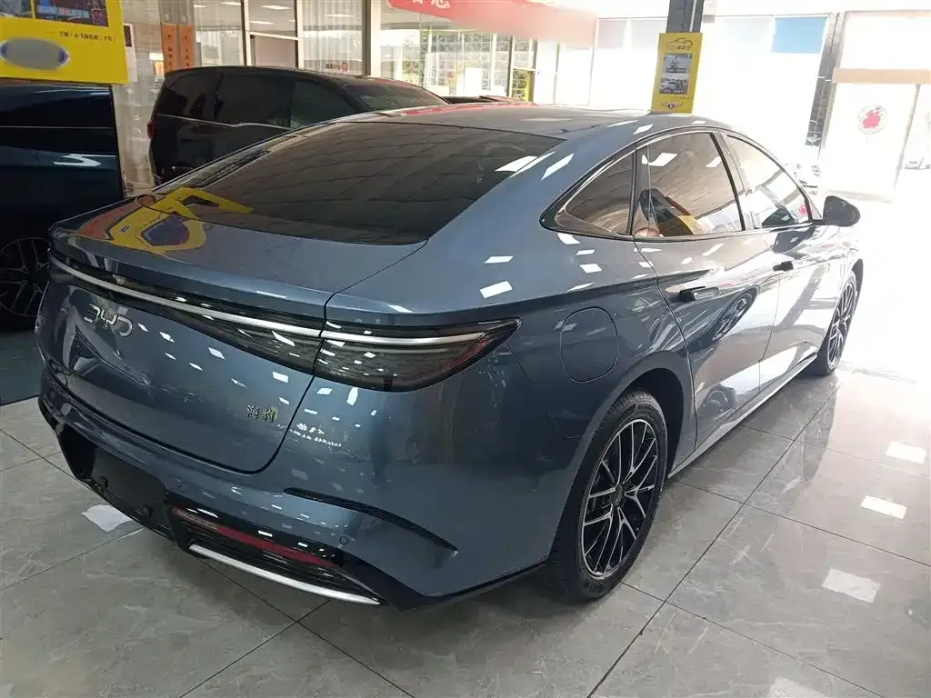 BYD Seal — фото 7