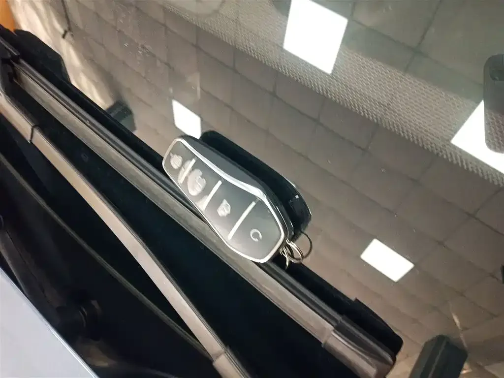 BYD Seal — фото 9