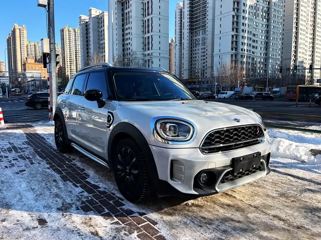 MINI Countryman — фото 1